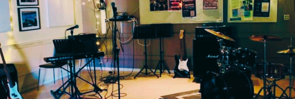 S&ouml;ker du replokal i &Ouml;rebro?